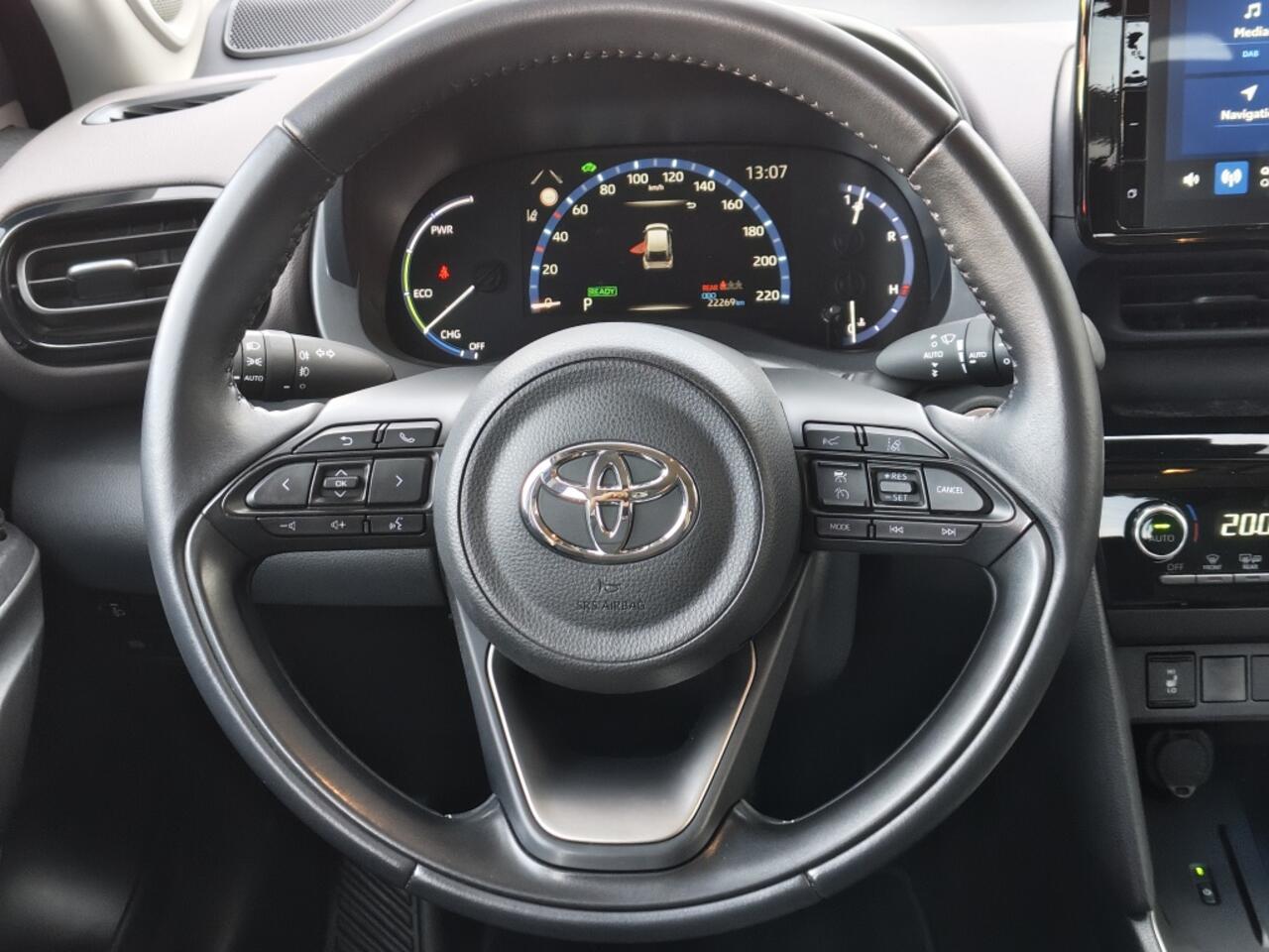 Toyota YARIS Cross 1.5 Hybrid Executive Bi-Tone | JBL | Navi | Stoelverwarming | Se