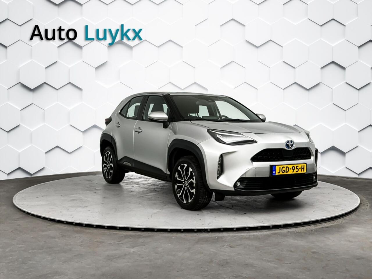 Toyota YARIS Cross 1.5 Hybrid Dynamic | Navigatie | 17'' L.M. Velgen | Adaptieve Cruise Control