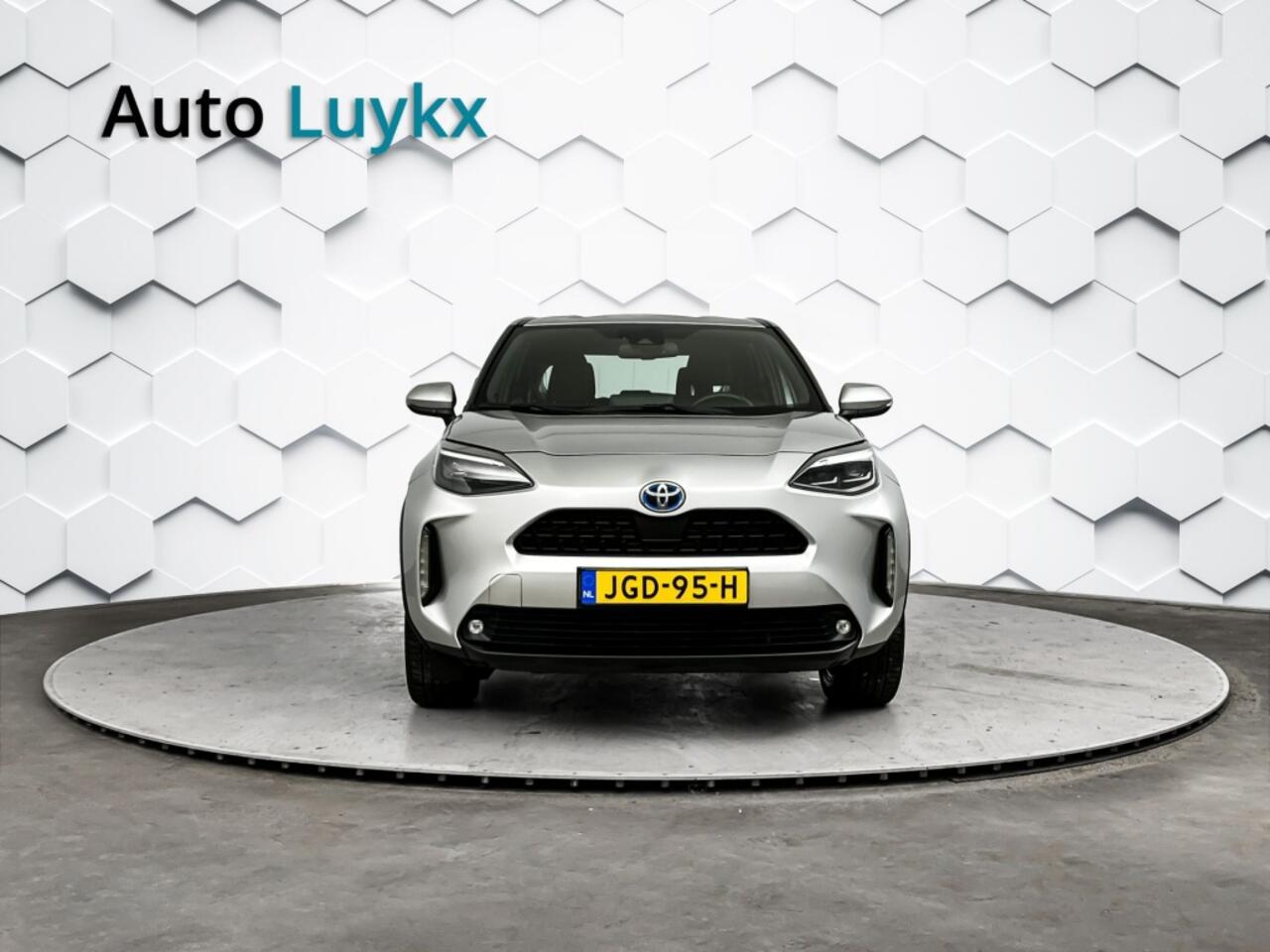 Toyota YARIS Cross 1.5 Hybrid Dynamic | Navigatie | 17'' L.M. Velgen | Adaptieve Cruise Control