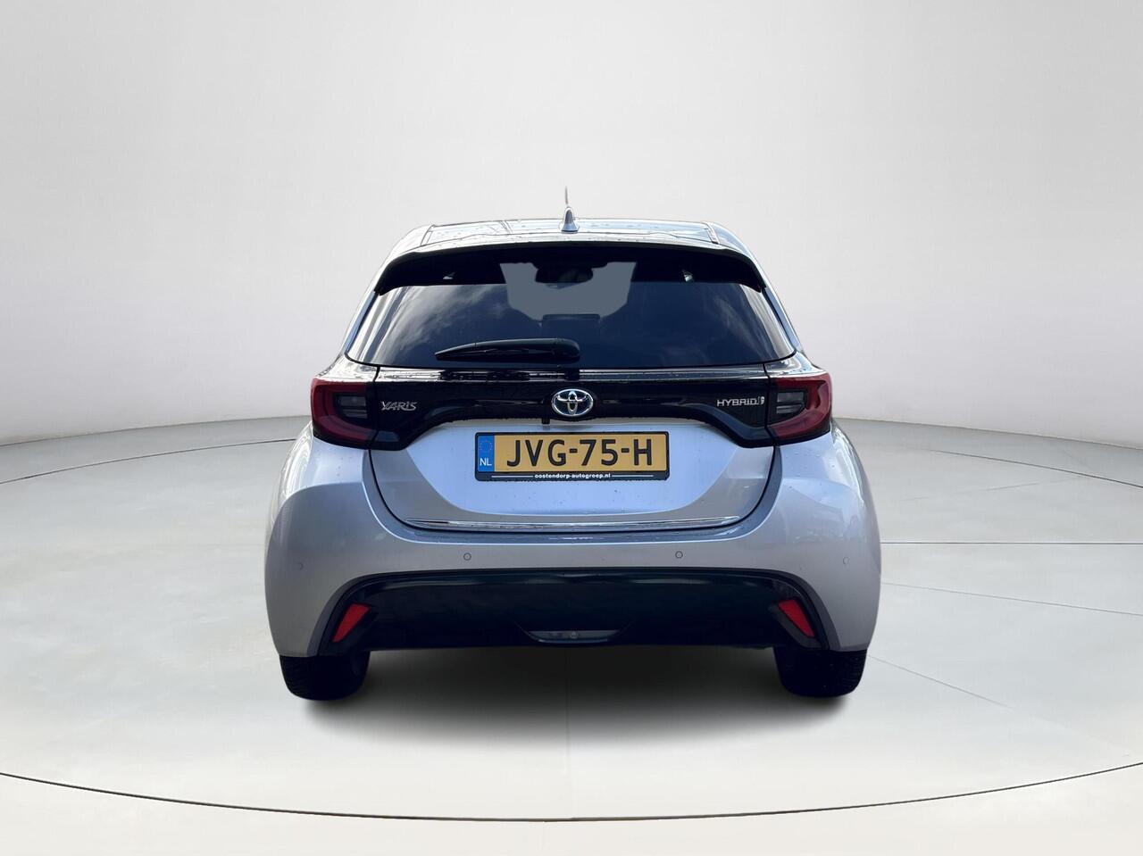 Toyota YARIS 1.5 Hybrid Executive **DODEHOEK DETECTIE/ STOELVERWARMING/ JBL AUDIO/ KEYLESS**