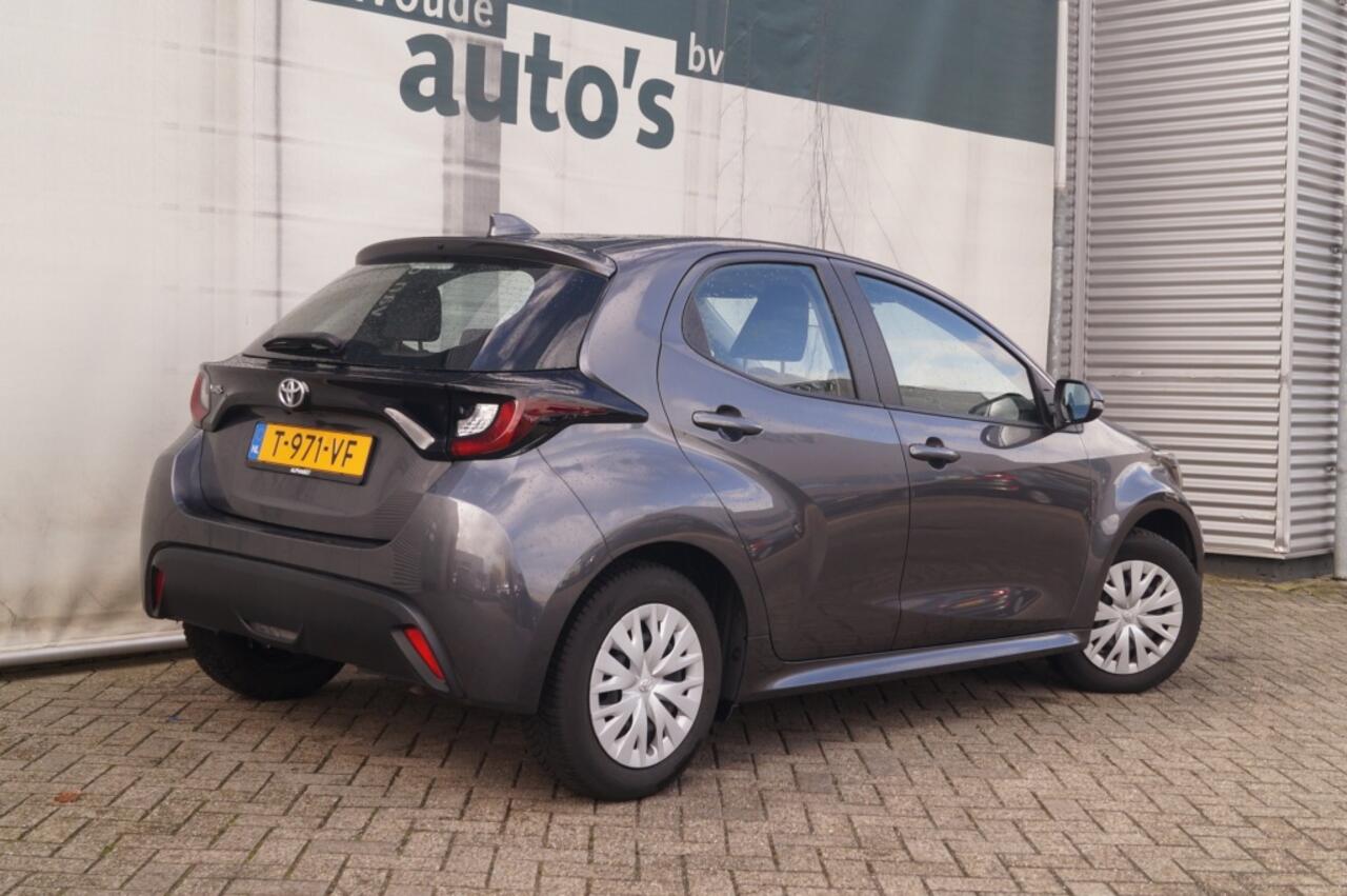 Toyota YARIS 1.5 VVT-i 125pk Active -AIRCO-CRUISE-CAM-