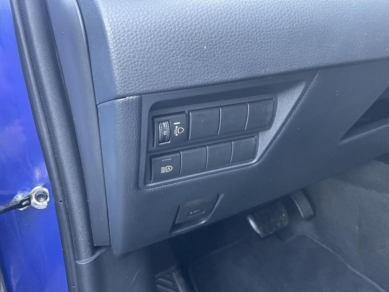 Toyota YARIS Cross 1.5 Hybrid Explore | Org NL en 1e Eigenaar | Bi-tone lak |