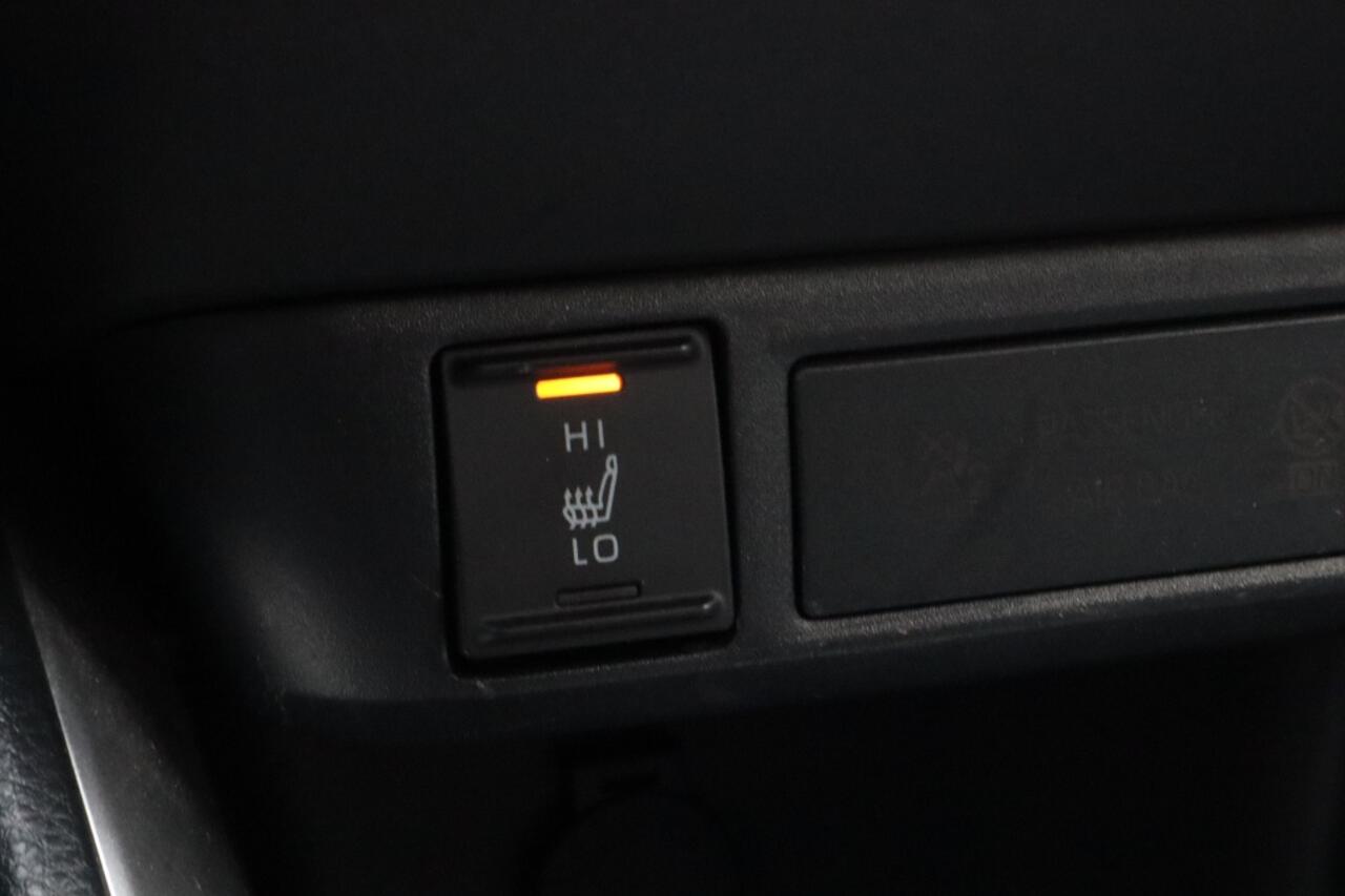 Toyota YARIS 1.5 Hybrid Dynamic Limited | Stoelverwarming | Parkeersensoren