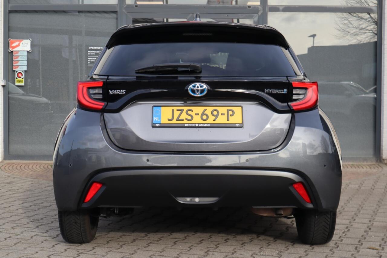Toyota YARIS 1.5 Hybrid Dynamic Limited | Stoelverwarming | Parkeersensoren