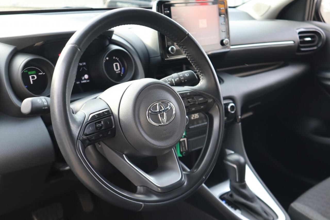 Toyota YARIS 1.5 Hybrid Dynamic Limited | Stoelverwarming | Parkeersensoren