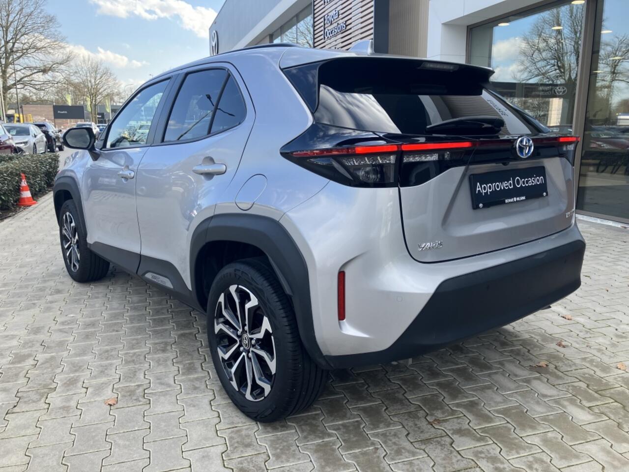 Toyota YARIS Cross 1.5 Hybrid Dynamic | Parkeersensoren V+A | Stoelverwarming