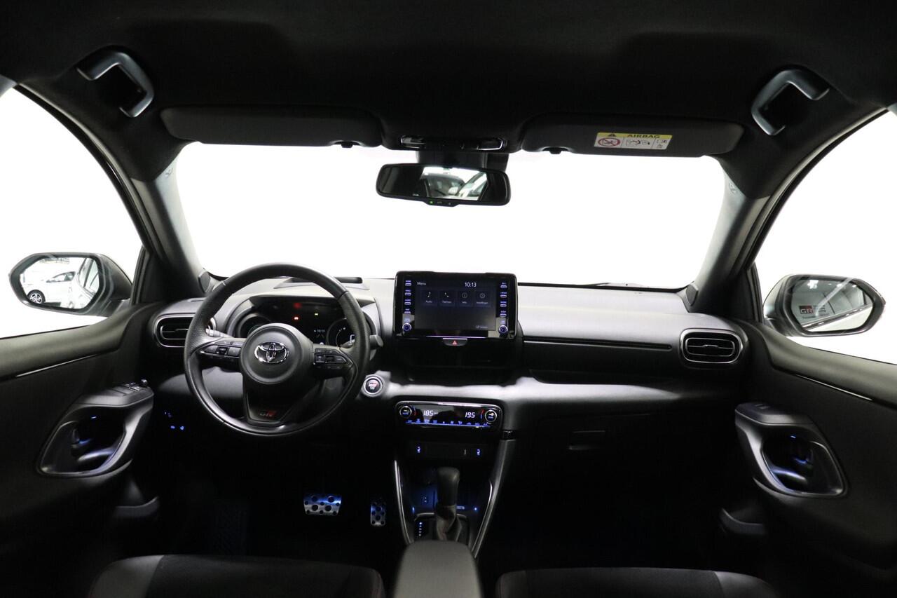 Toyota YARIS 1.5 Hybrid GR Sport, Head Up Display, Apple Carplay / Android Auto, Stoelverwarming voor!