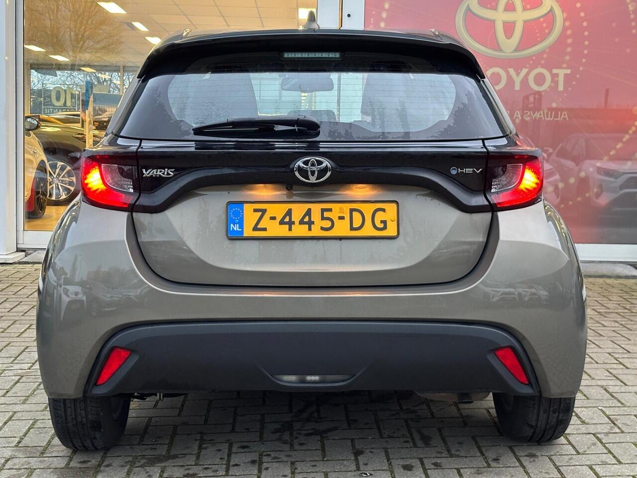 Toyota YARIS 1.5 Hybrid 115 Active | 1ste eigenaar | Apple CarPlay/Android Auto | Camera | Toyota garantie tot 2024!