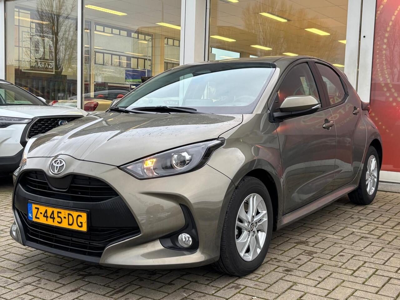 Toyota YARIS 1.5 Hybrid 115 Active | 1ste eigenaar | Apple CarPlay/Android Auto | Camera | Toyota garantie tot 2024!