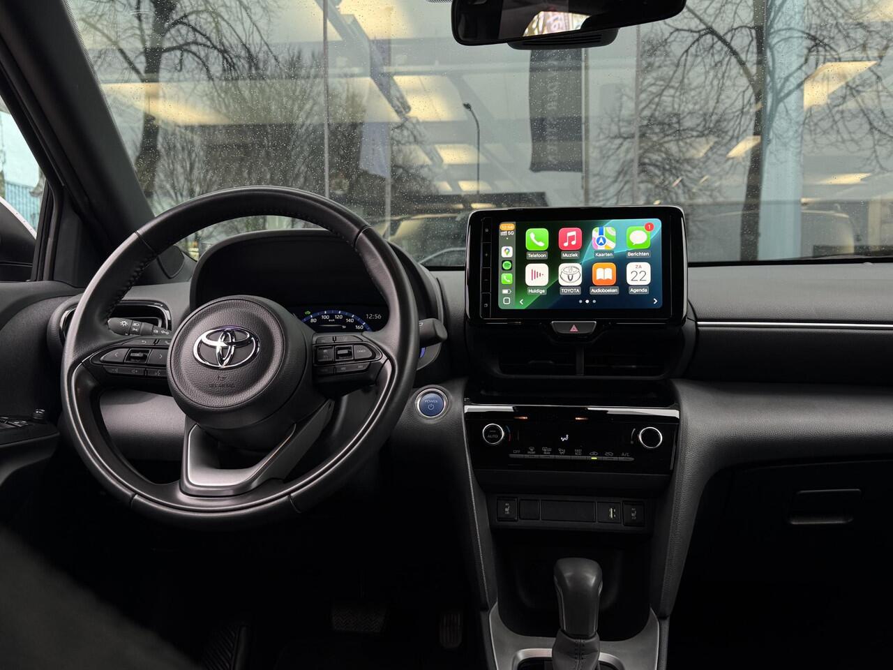 Toyota YARIS Cross 1.5 Hybrid 115 Business Plus Keyless | Stoelverwarming | Apple Carplay