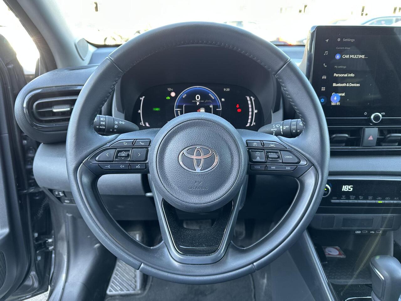 Toyota YARIS 1.5 Hybrid 115 First Edition