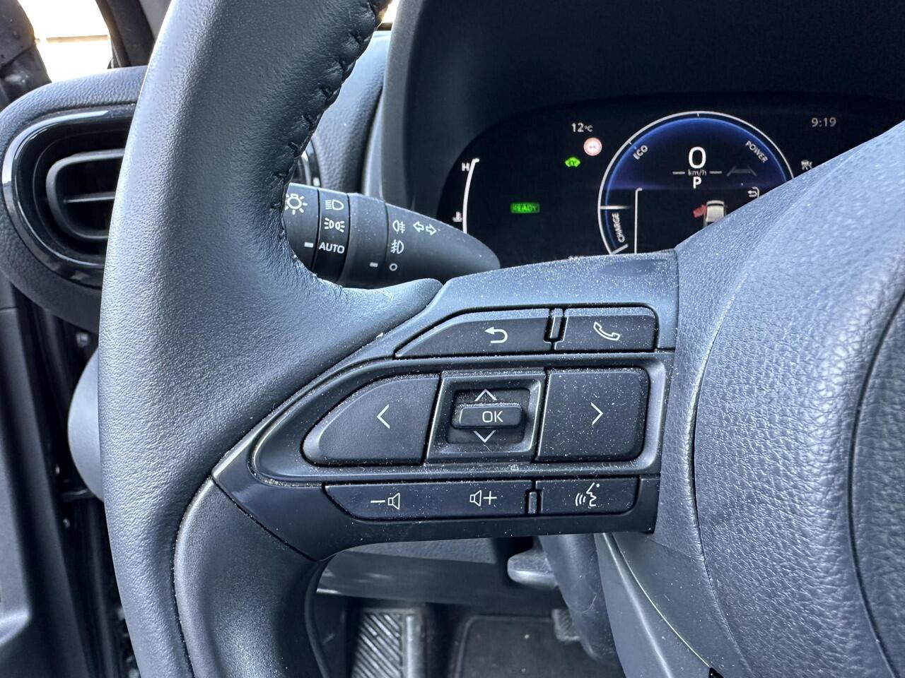 Toyota YARIS 1.5 Hybrid 115 First Edition