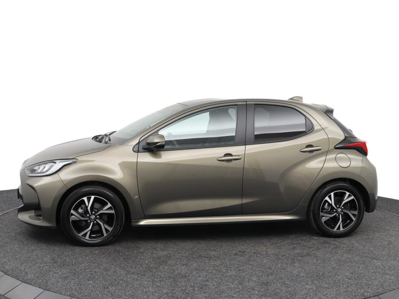 Toyota YARIS 1.5 Hybrid 115 First Edition | Climate control | Navigatie | Keyless | Apple carplay |