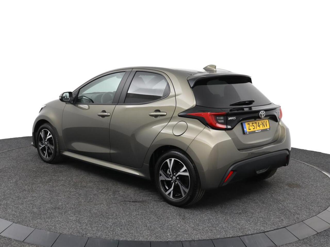 Toyota YARIS 1.5 Hybrid 115 First Edition | Climate control | Navigatie | Keyless | Apple carplay |
