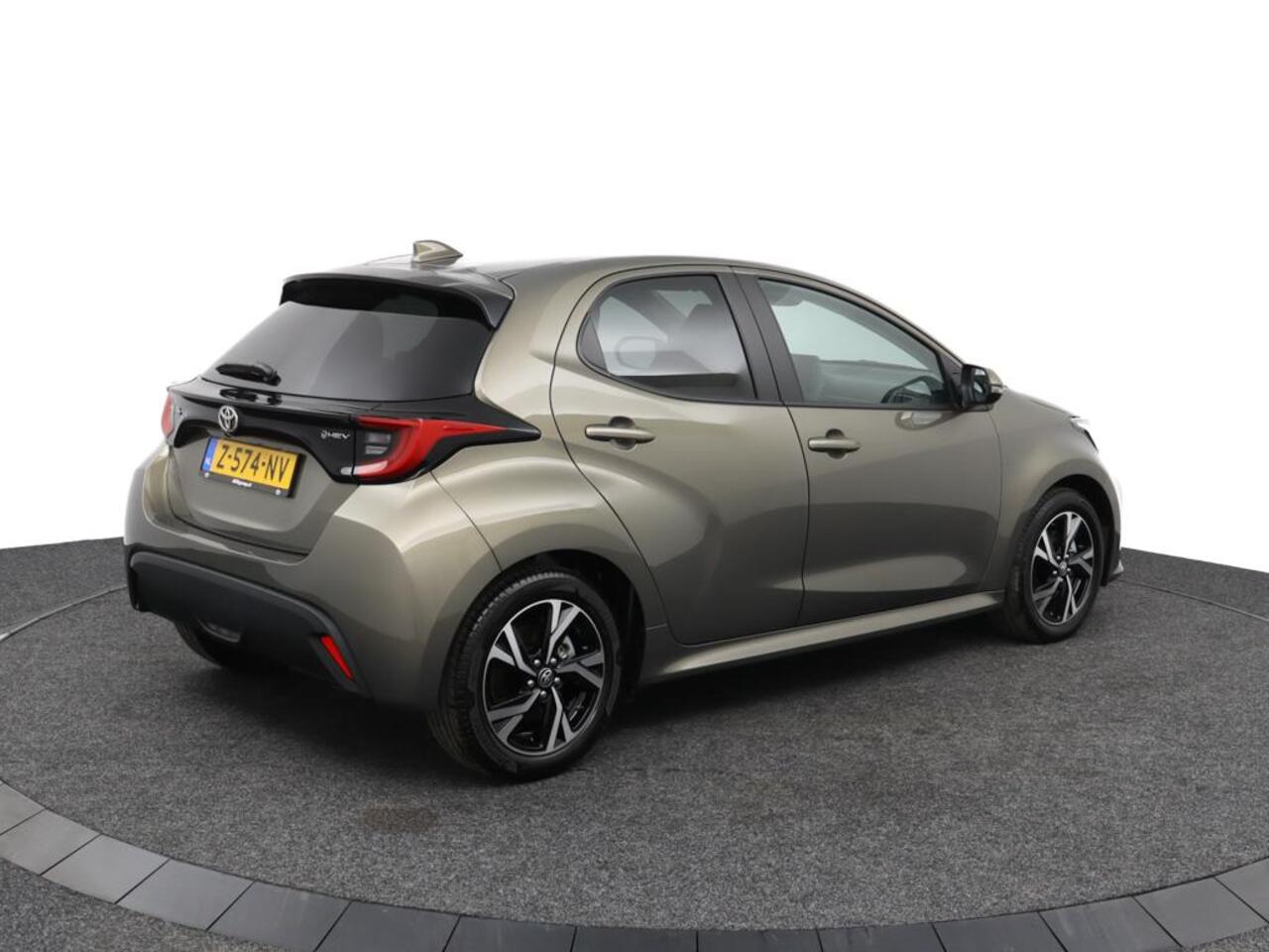 Toyota YARIS 1.5 Hybrid 115 First Edition | Climate control | Navigatie | Keyless | Apple carplay |