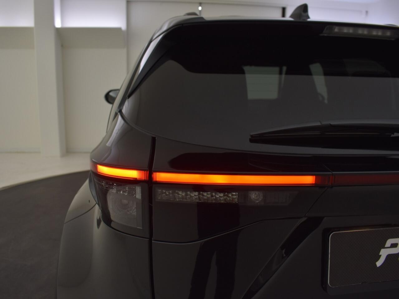 Toyota YARIS 1.5 Hybrid 115 Style | Facelift | Stuur en Stoelverwarming