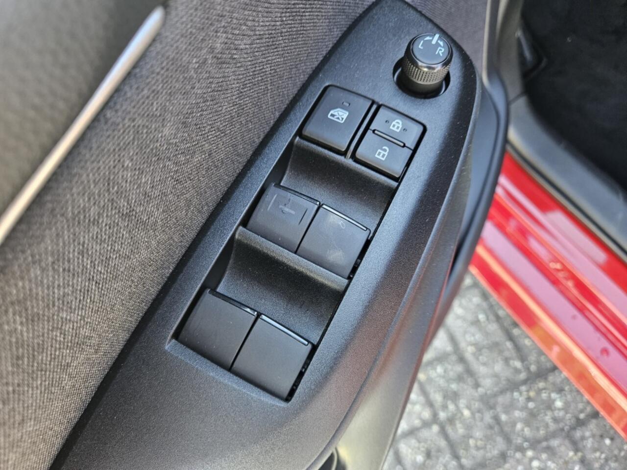 Toyota YARIS 1.5 Hyb. 115 Business Plus | Camera | PDC | Facelift | Carplay