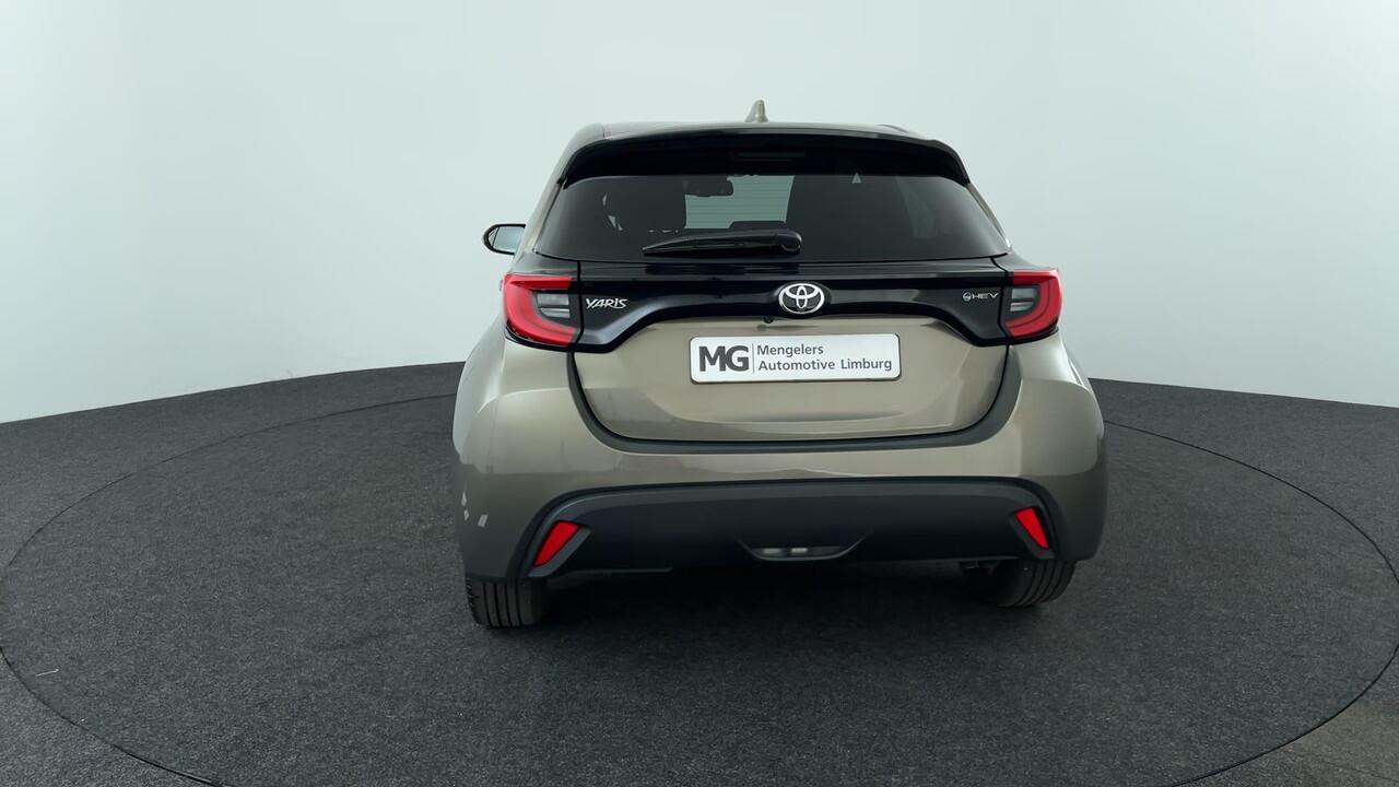 Toyota YARIS 1.5 Hybrid 115 First Edition | Rijklaar | LED | Camera | Navigatie | Keyless