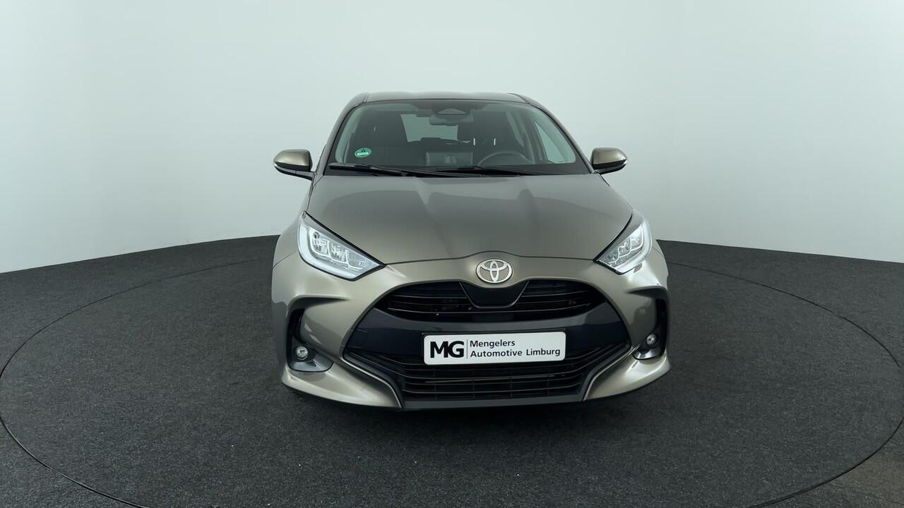 Toyota YARIS 1.5 Hybrid 115 First Edition | Rijklaar | LED | Camera | Navigatie | Keyless