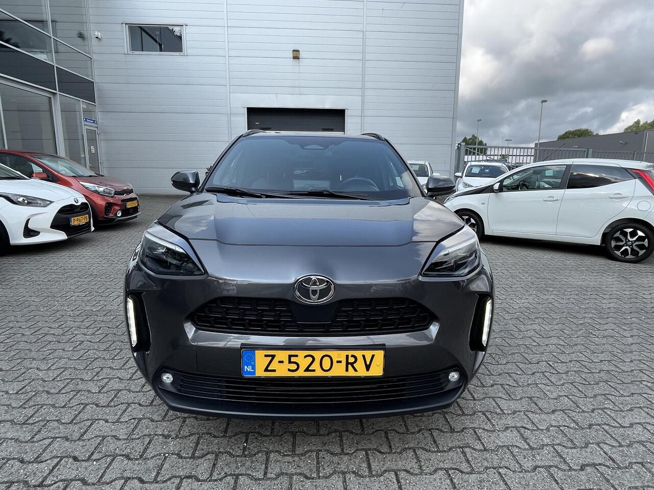 Toyota YARIS Cross 1.5 Hybrid 115 First Edition All seasonbanden