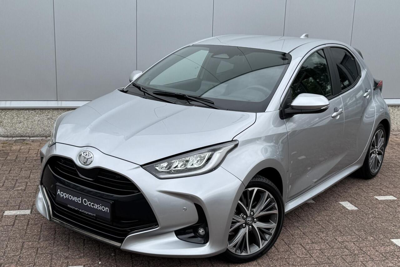 Toyota YARIS 1.5 Hybrid 130 Executive Stoel- & Stuur verwarming, HUD, Dodehoek detectie, Parkeersensoren rondom, JBL, LED, Leder met premium stof, Smart Key