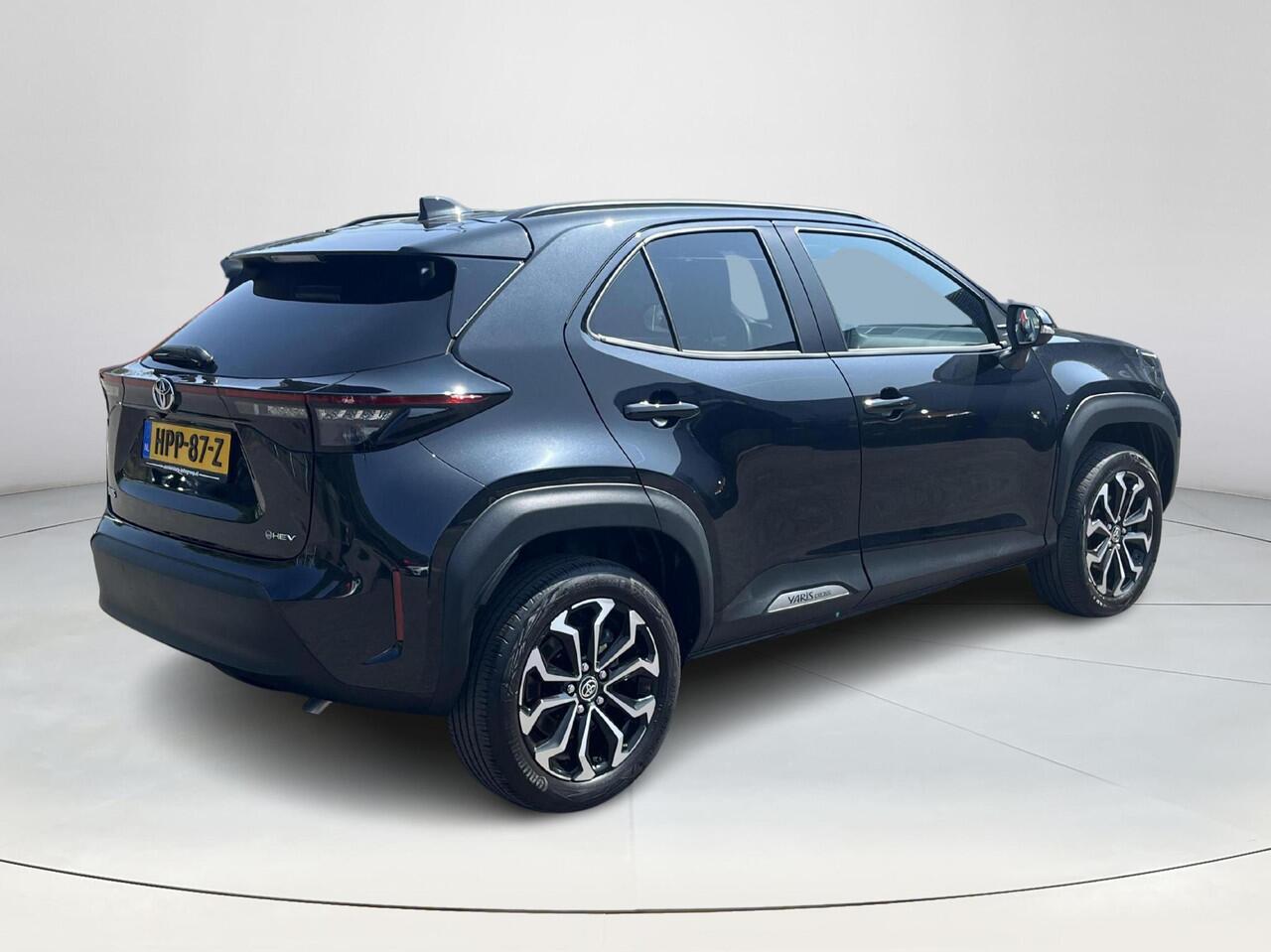 Toyota YARIS Cross 1.5 Hybrid Dynamic | Navigatie | Apple CarPlay/Android auto | Achteruitrijcamera | Stoel en stuurverwarming