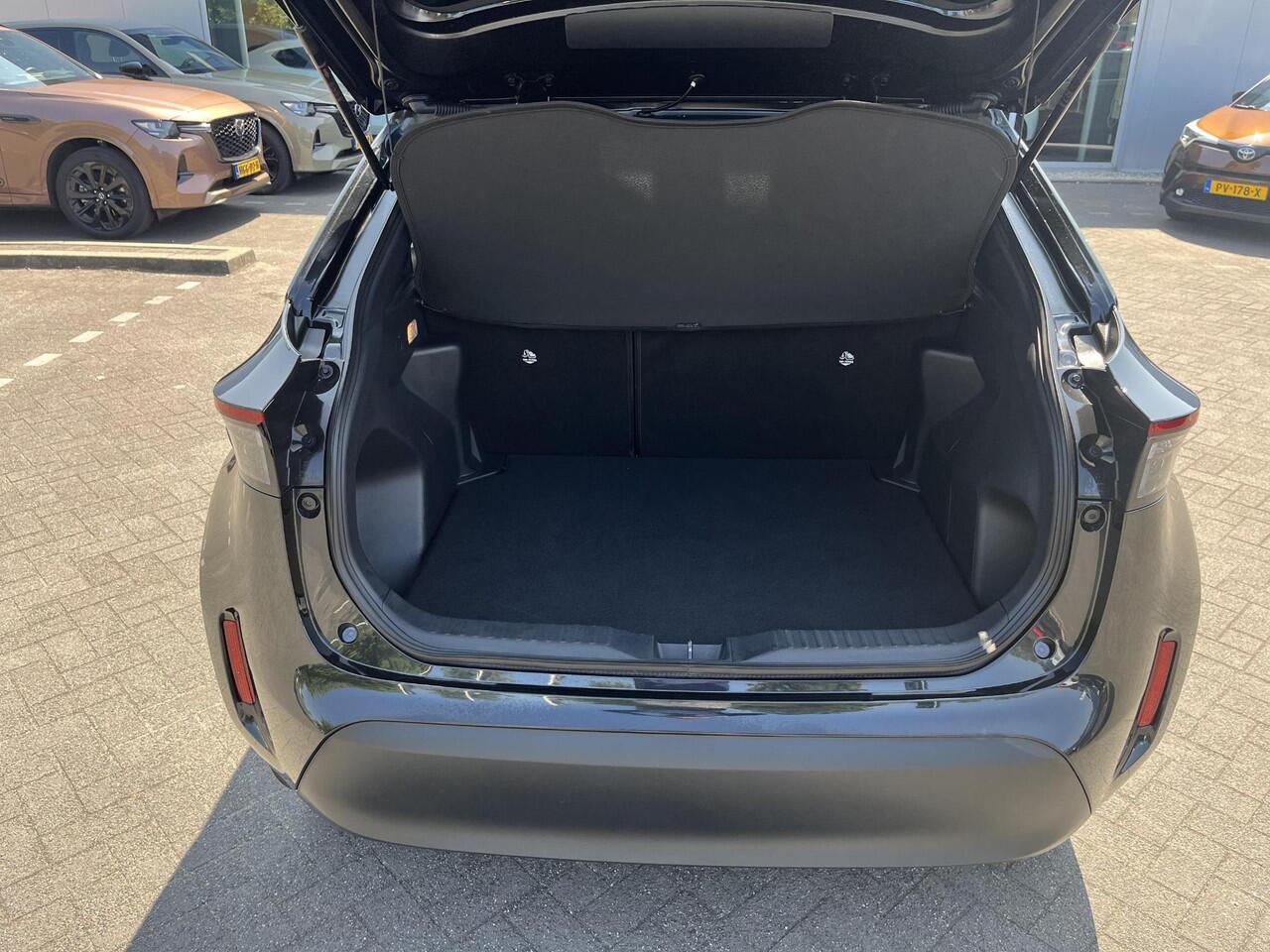 Toyota YARIS Cross 1.5 Hybrid Dynamic | Navigatie | Apple CarPlay/Android auto | Achteruitrijcamera | Stoel en stuurverwarming