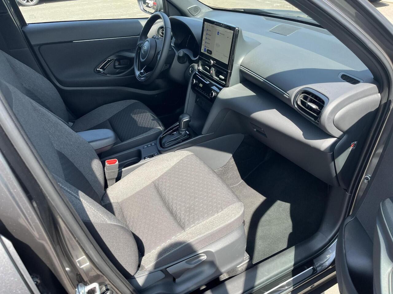 Toyota YARIS Cross 1.5 Hybrid Dynamic | Navigatie | Apple CarPlay/Android auto | Achteruitrijcamera | Stoel en stuurverwarming