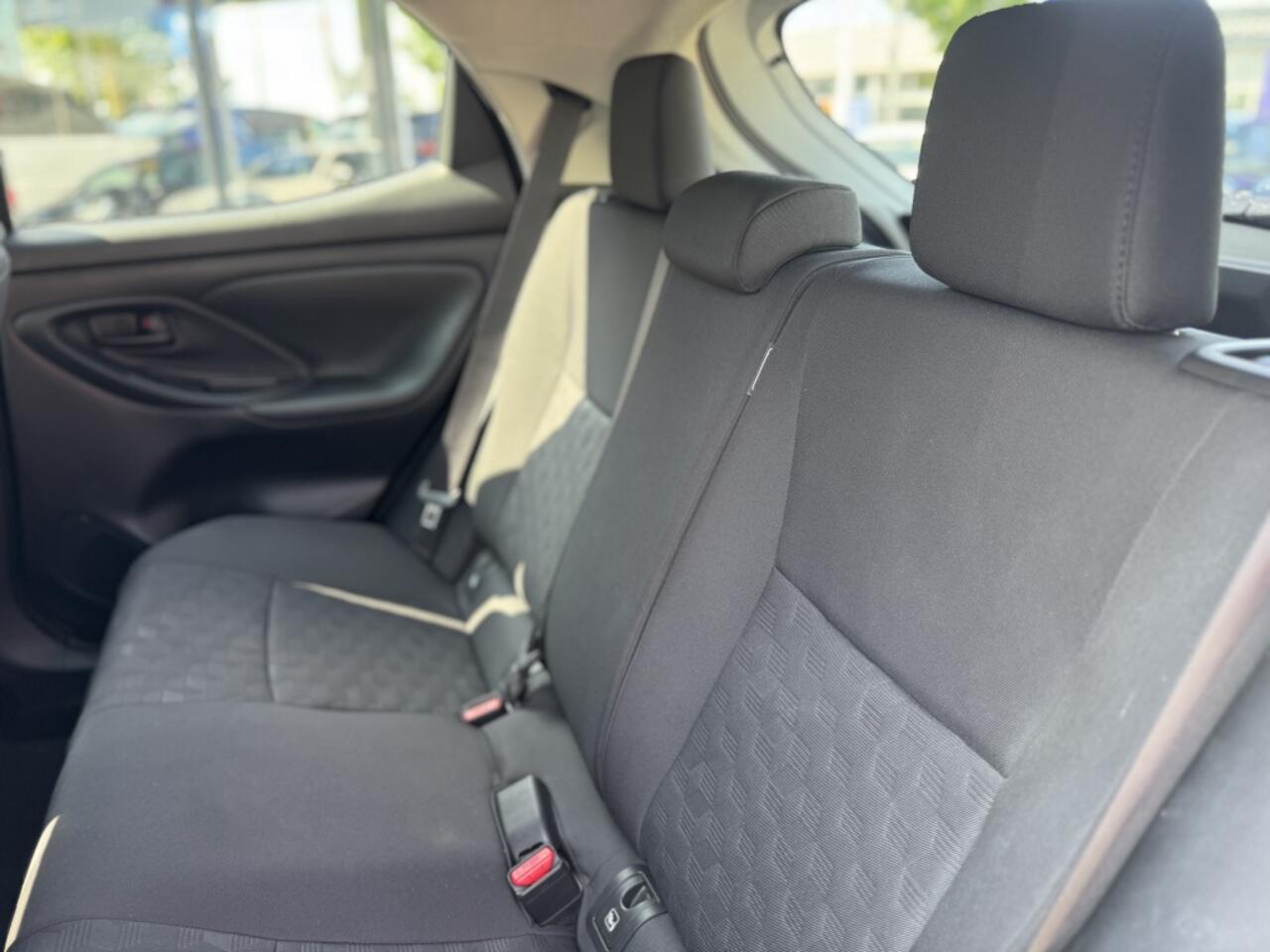 Toyota YARIS 1.5 Hyb. 115 Active