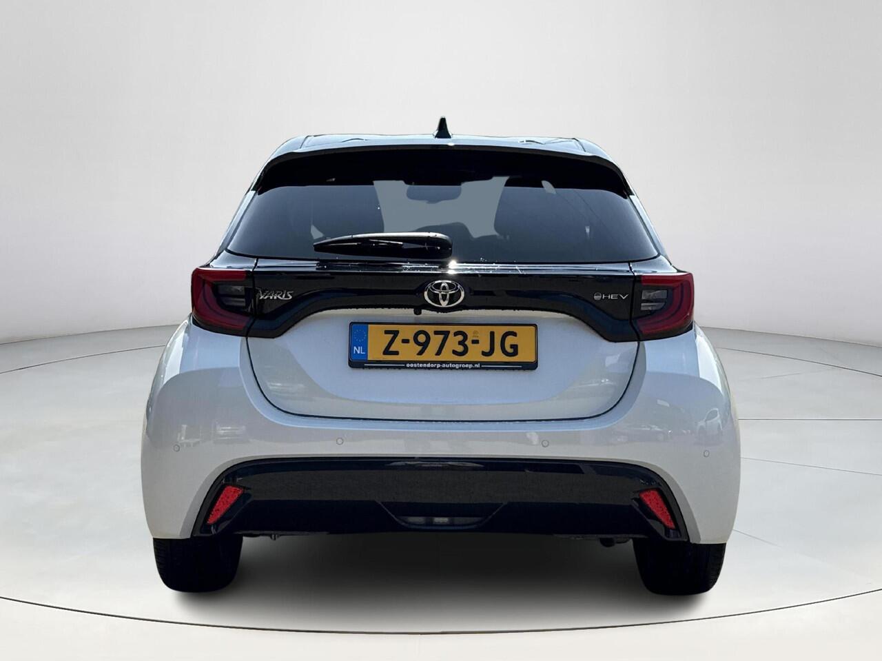 Toyota YARIS 1.5 Hybrid 130 Launch Edition **HEAD-UP DISPLAY/ STOEL EN STUURWIELVERWARMING/ DODEHOEK DETECTIE/ 36 MAANDEN GARANTIE**