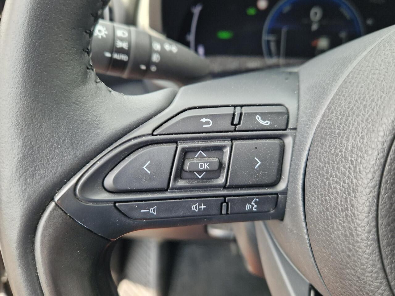 Toyota YARIS 1.5 Hybrid 115 First Edition