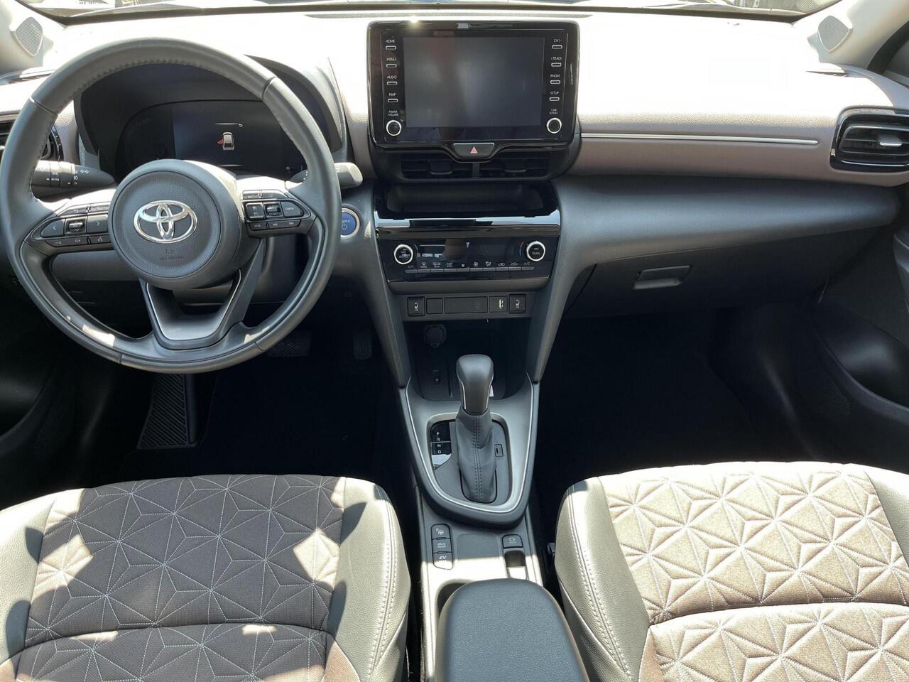 Toyota YARIS Cross 1.5 Hybrid Executive | All-in prijs | Navigatie | stoelverwarming