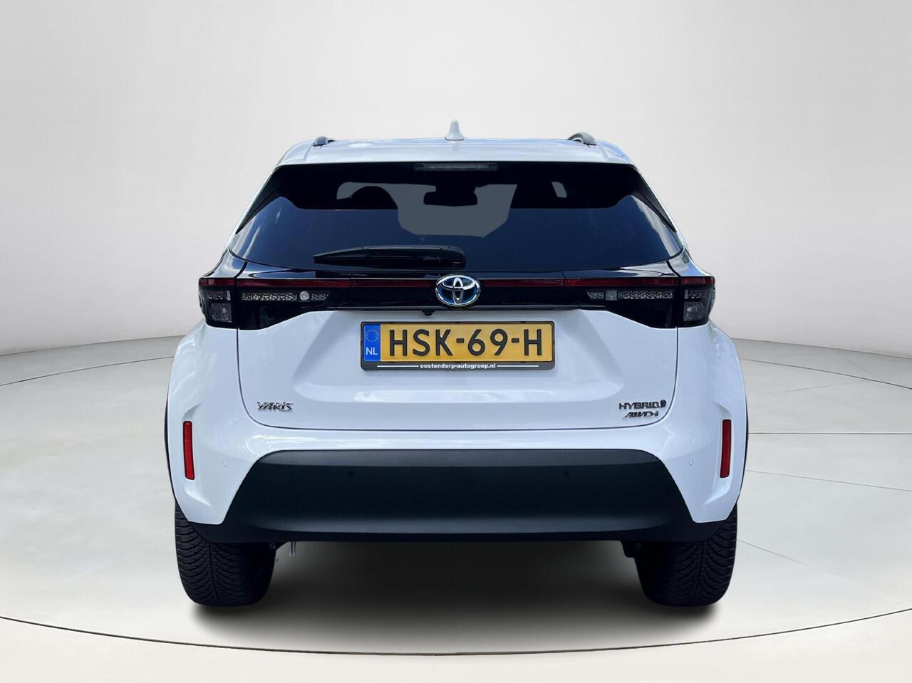 Toyota YARIS Cross 1.5 Hybrid Executive 4X4 | Navigatie | Stoel- + stuurverwarming | Parkeersensoren | Dode hoek waarschuwing |