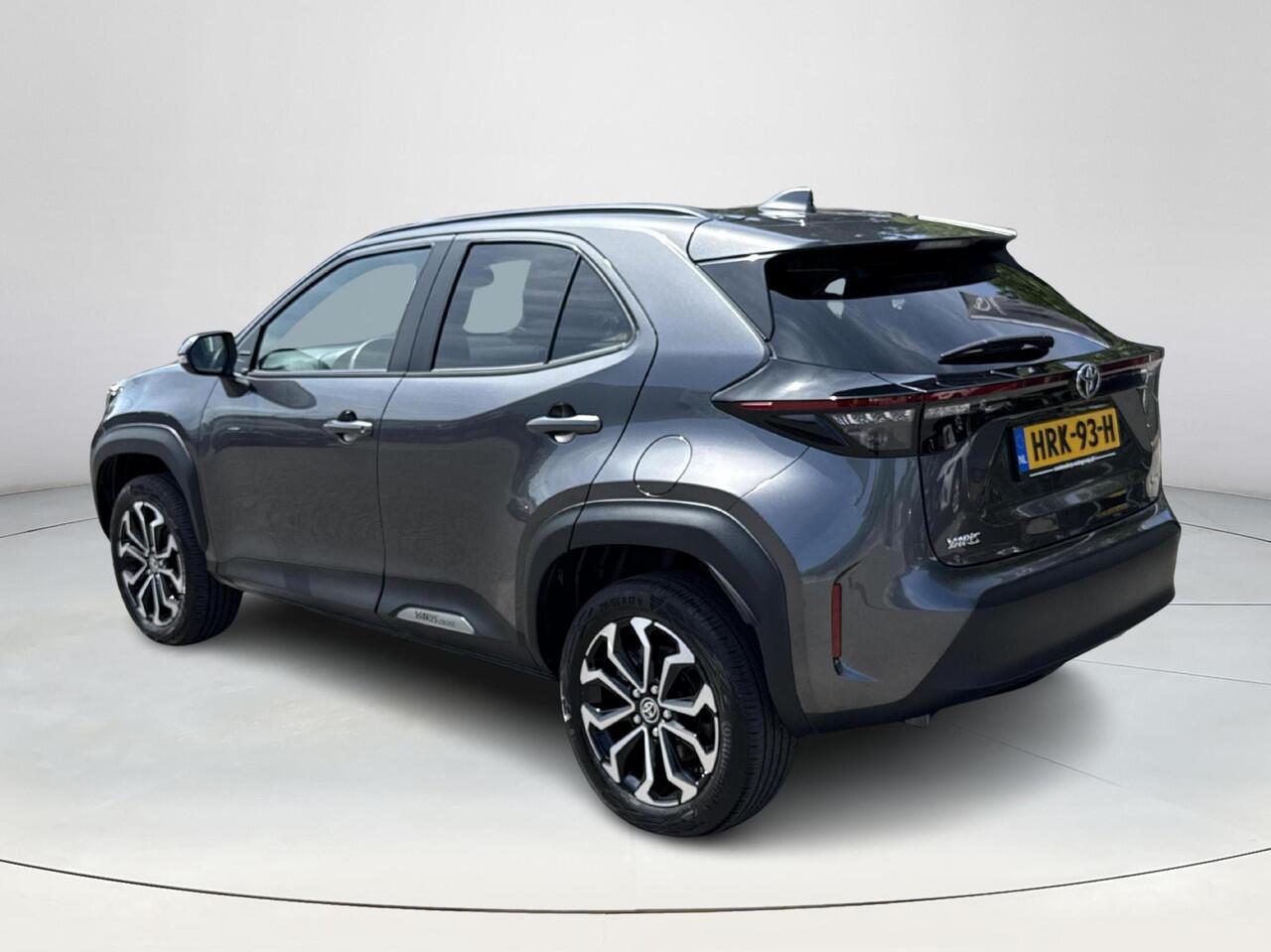 Toyota YARIS Cross 1.5 Hybrid Dynamic | Navigatie | Apple CarPlay/Android auto | Achteruitrijcamera | Stuur en Stoelverwarming