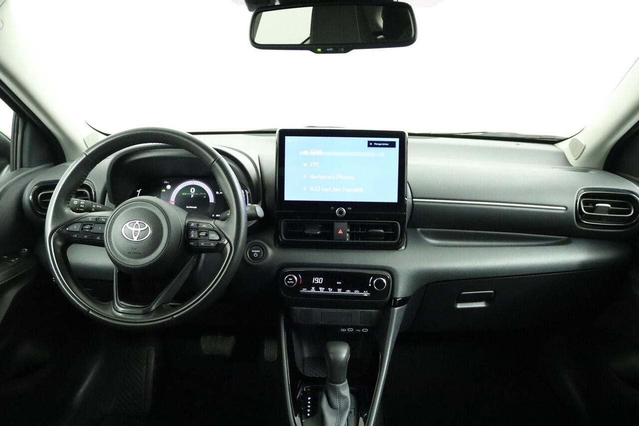 Toyota YARIS 1.5 Hybrid 115 First Edition | Led Verlichting | Keyless Entry | Apple Carplay/ Android Auto |
