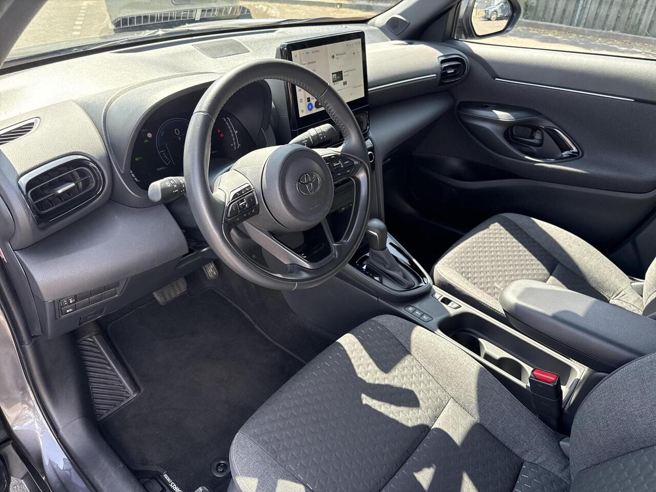 Toyota YARIS Cross 1.5 Hybrid 115 First Edition | Navigatie | Apple CarPlay/Android auto | Achteruitrijcamera