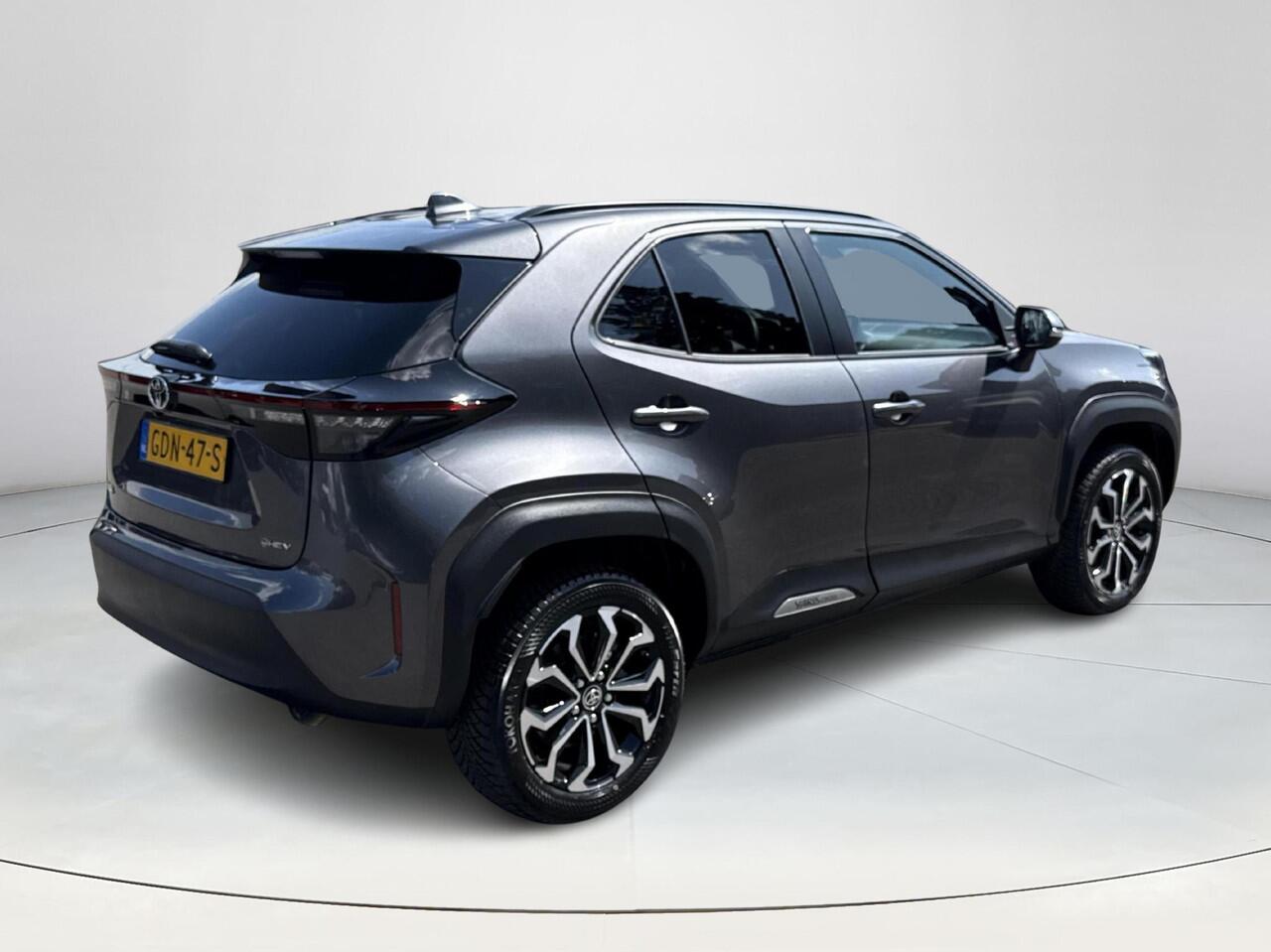 Toyota YARIS Cross 1.5 Hybrid 115 First Edition | Navigatie | Apple CarPlay/Android auto | Achteruitrijcamera