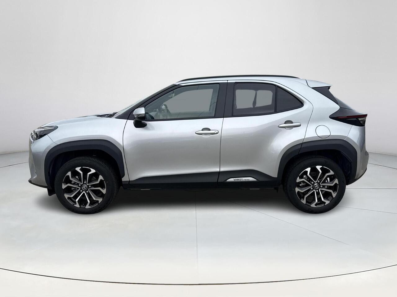 Toyota YARIS Cross 1.5 Hybrid 115 First Edition **STOEL EN STUURWIELVERWARMING/ KEYLESS/ CLIMATE CONTROL/ 36 MAANDEN GARANTIE**