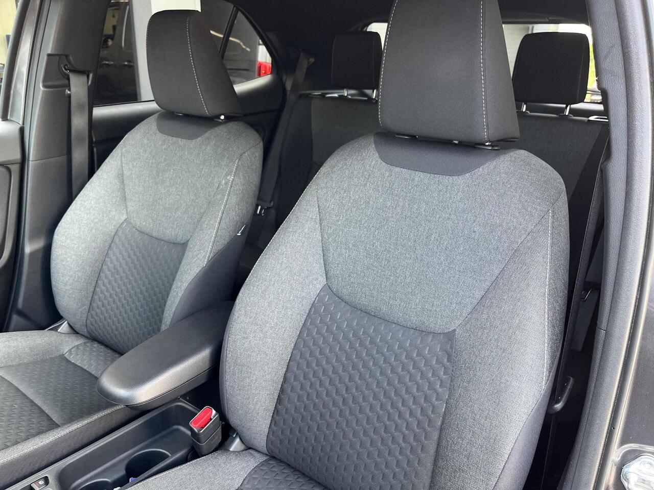 Toyota YARIS Cross 1.5 Hybrid 115 First Edition | All-in prijs | Automaat| android/apple