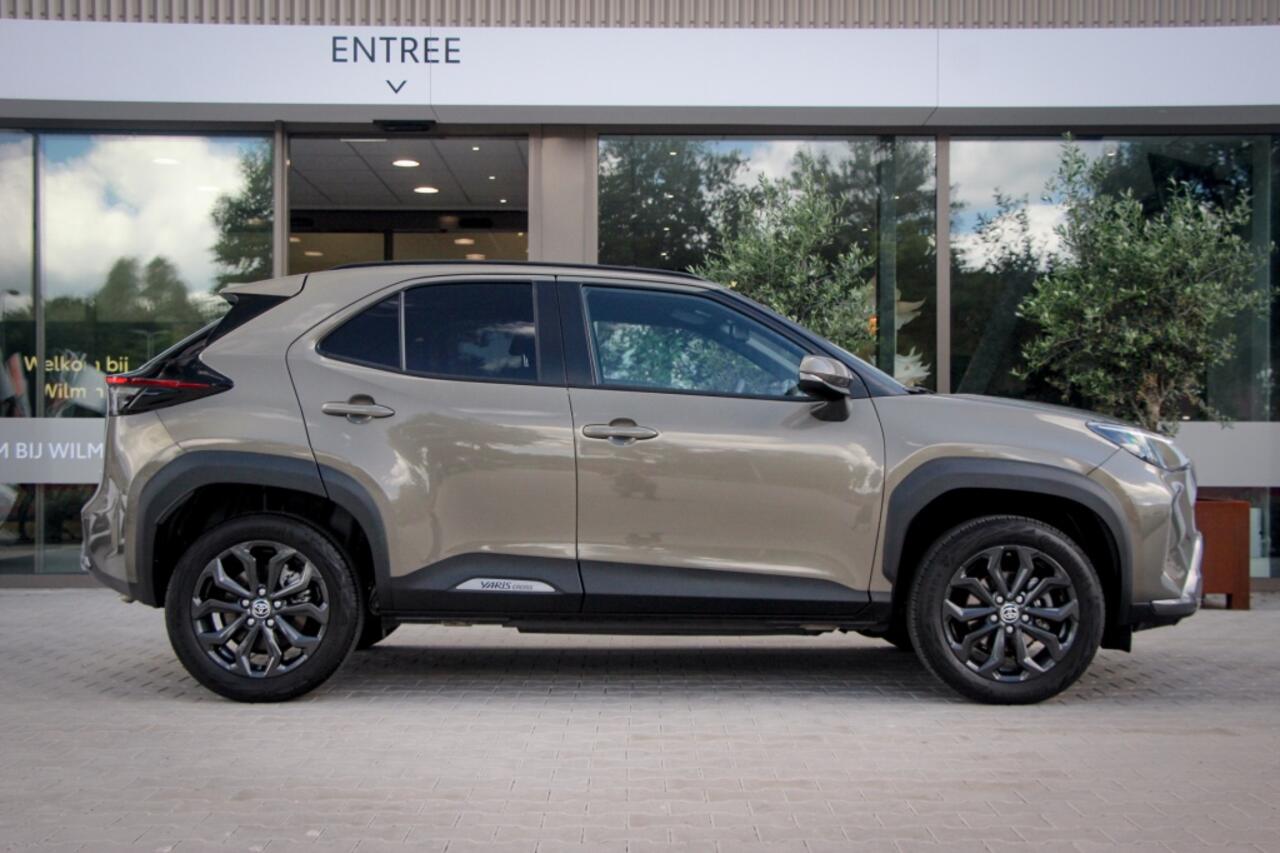 Toyota YARIS 1.5 Hybrid Explore | Pdc v/a | Trekhaak | Adap cruise