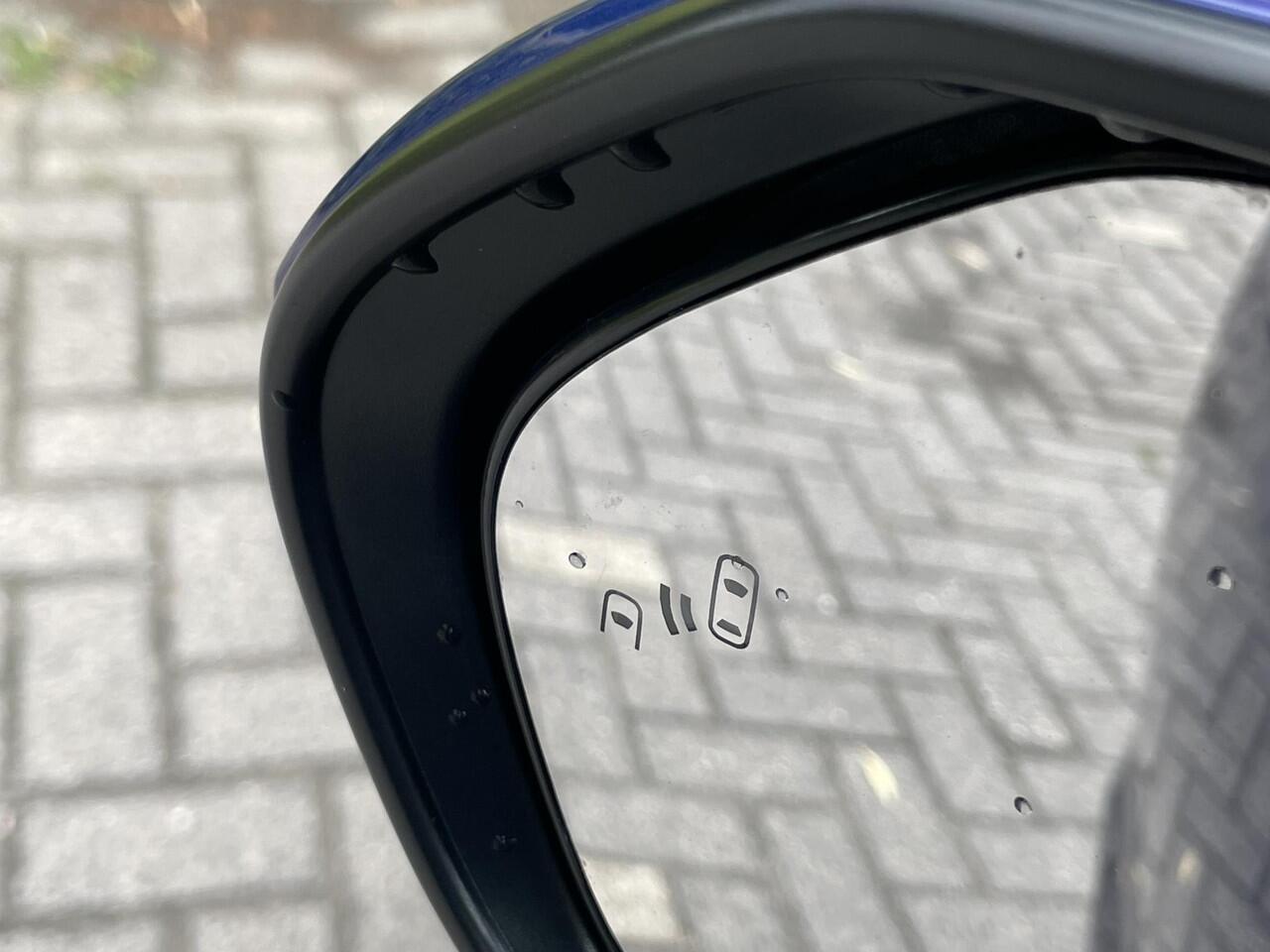 Toyota YARIS 1.5 Hybrid 130 Executive Premium Panoramadak