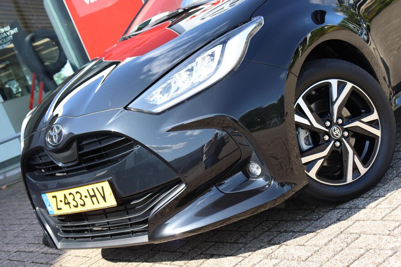 Toyota YARIS 1.5 Hybrid 115 First Edition, Navi