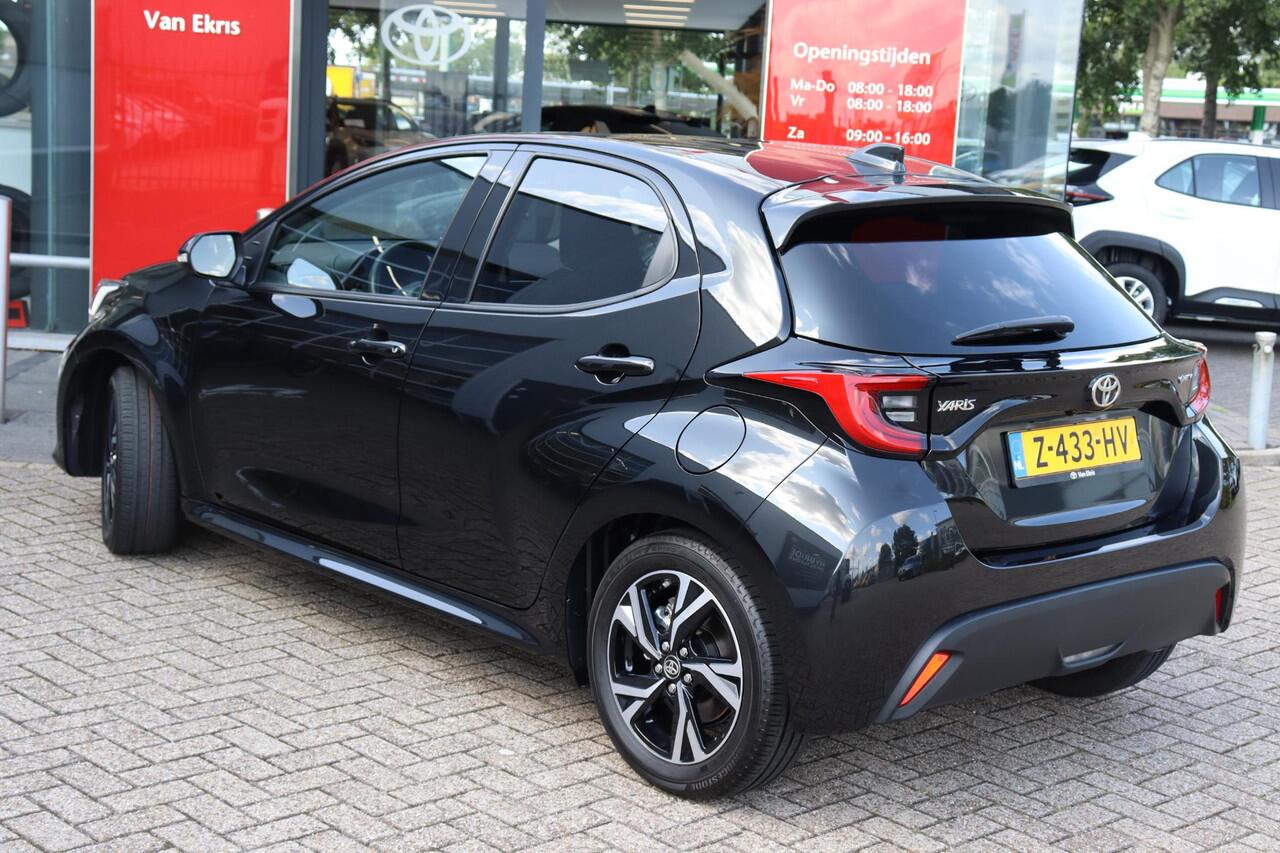 Toyota YARIS 1.5 Hybrid 115 First Edition, Navi