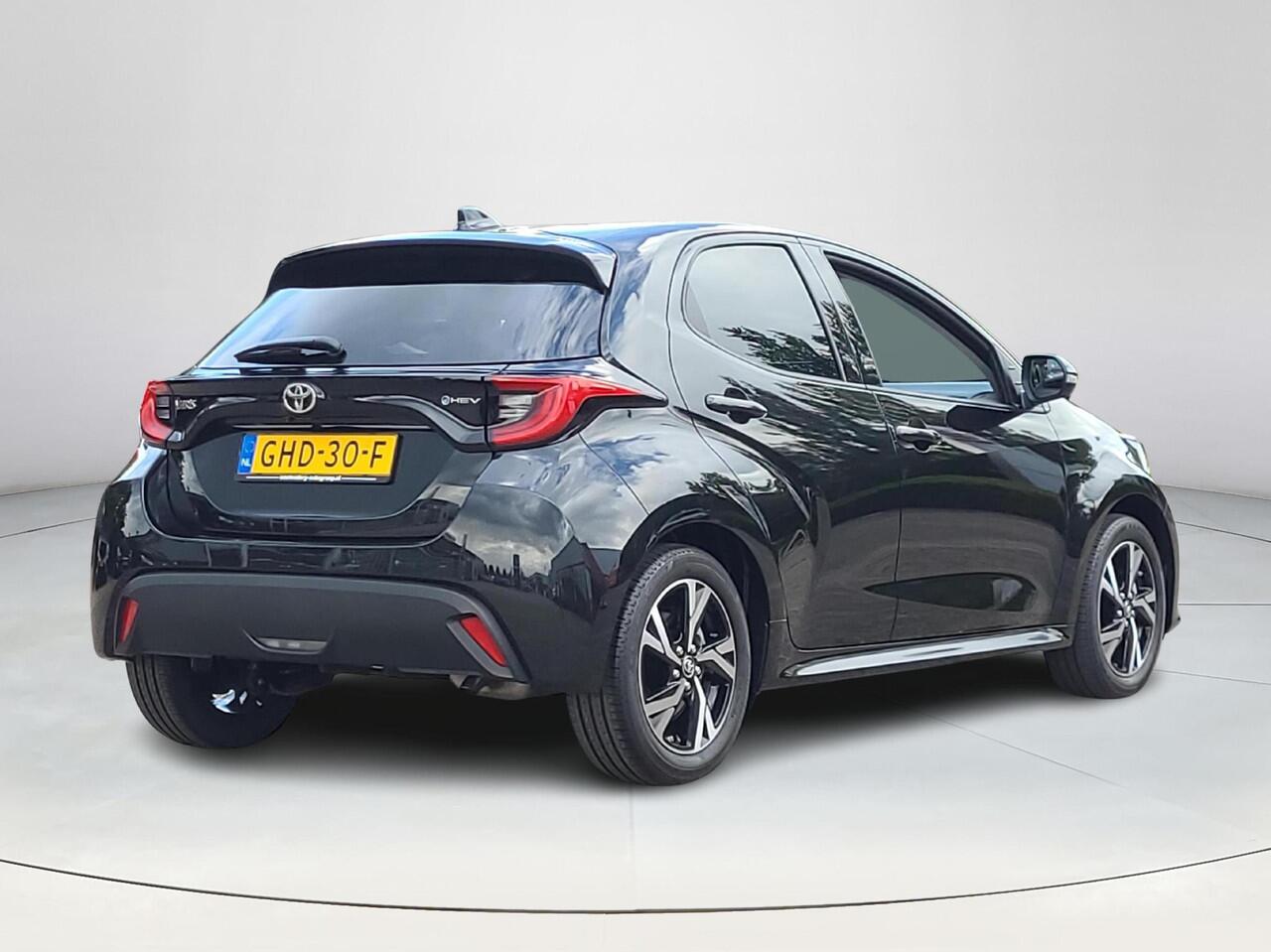 Toyota YARIS 1.5 Hybrid 115 First Edition | Apple CarPlay / Android Auto | LED Verlichting | Rijklaarprijs incl. garantie |