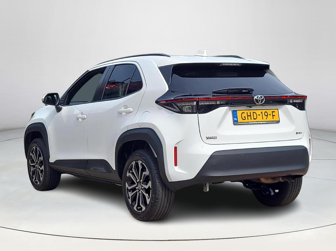 Toyota YARIS Cross 1.5 Hybrid 115 First Edition | Apple CarPlay / Android Auto | LED Verlichting | Rijklaarprijs incl. garantie |