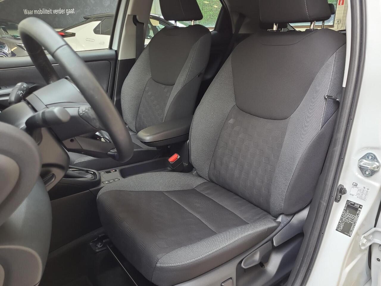 Toyota YARIS 1.5 Hybrid 115 First Edition | Apple CarPlay | Navigatie | Rijklaarprijs incl. garantie |