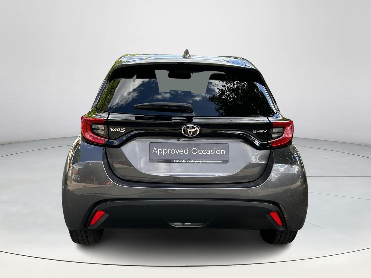 Toyota YARIS 1.5 Hybrid 115 First Edition