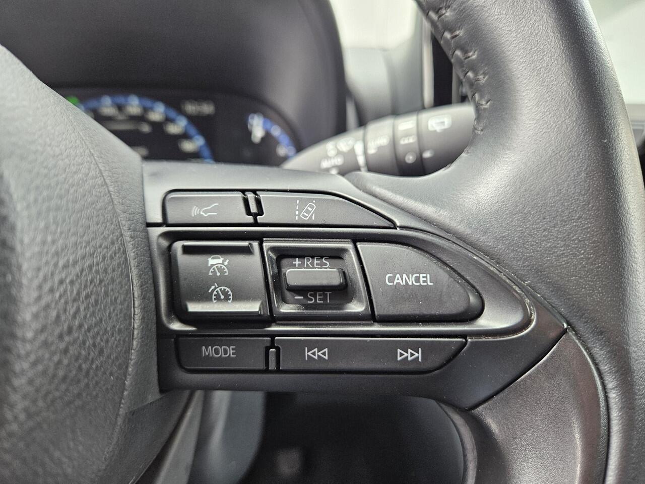 Toyota YARIS Cross 1.5 Hybrid 115 Dynamic | Realtime navigatie | Keyless Entry | Adaptieve Cruise Control | Achteruitrijcamera