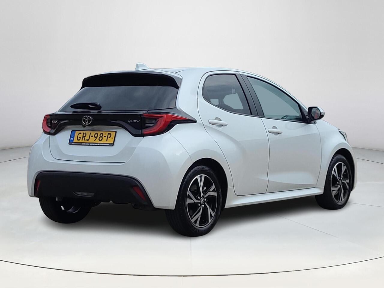 Toyota YARIS 1.5 Hybrid 115 First Edition | Apple CarPlay | Navigatie | Rijklaarprijs incl. garantie |