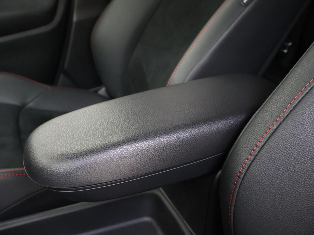 Toyota YARIS 1.5 Hybrid 130 GR Sport